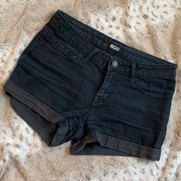 Urban Outfitters BDG Mid-Rise Black Shorts 26W - Picture 2 of 5